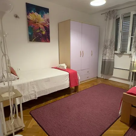 Oliva Apartment
