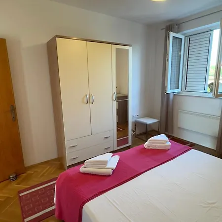 Apartment Oliva