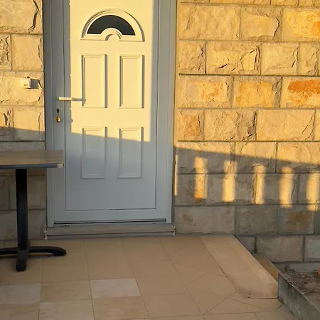 Apartman Oliva *