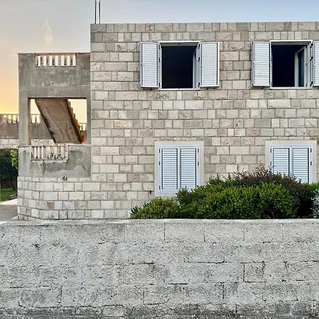 Apartment Oliva *